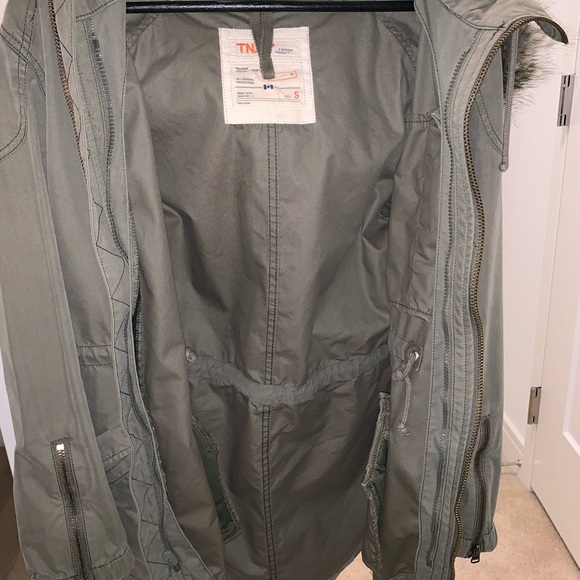 Aritzia TNA Roswell Jacket - Picture 5 of 5